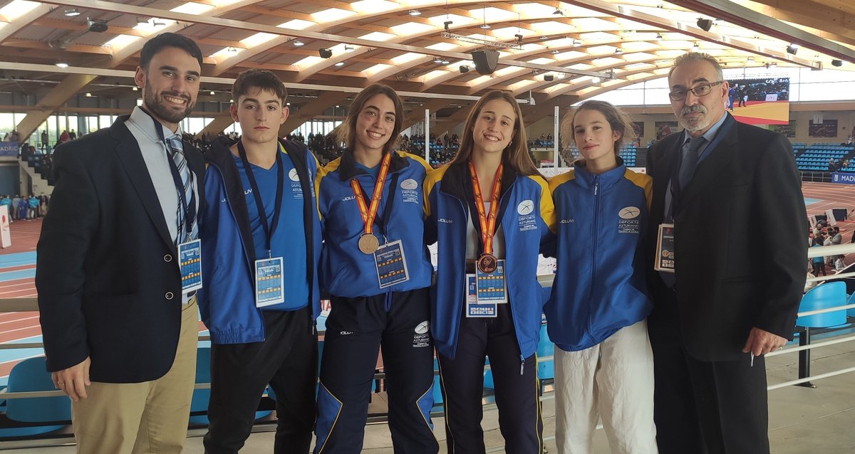PDMGijon's tweet photo. Tres medallas del Judo La Calzada en los nacionales de judo en Madrid.
https://t.co/lJd3VIKSqz https://t.co/HdXOtt4zJl