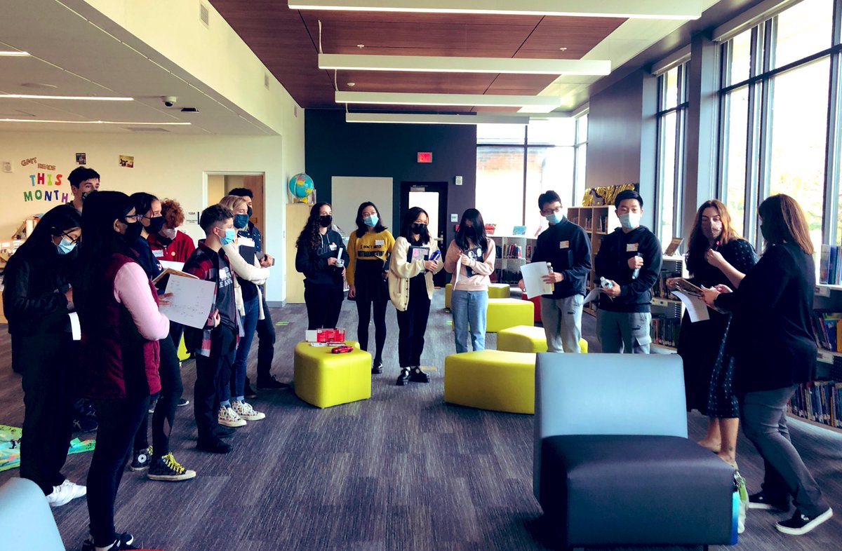 HattonEdD's tweet image. Shout out to these awesome @ua_highschool #computerscience students mentoring our @UA_Schools elementary students across the district today for #HourOfCode! #HourofCode2021 #CS4All
