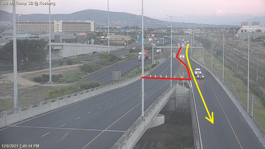 CapeTownFreeway's tweet photo. #RampClosure due to Roadworks: N1 Inbound @ M5 South ramp, use alt route #BoozeFreeRoads https://t.co/lIpUVTxJNv