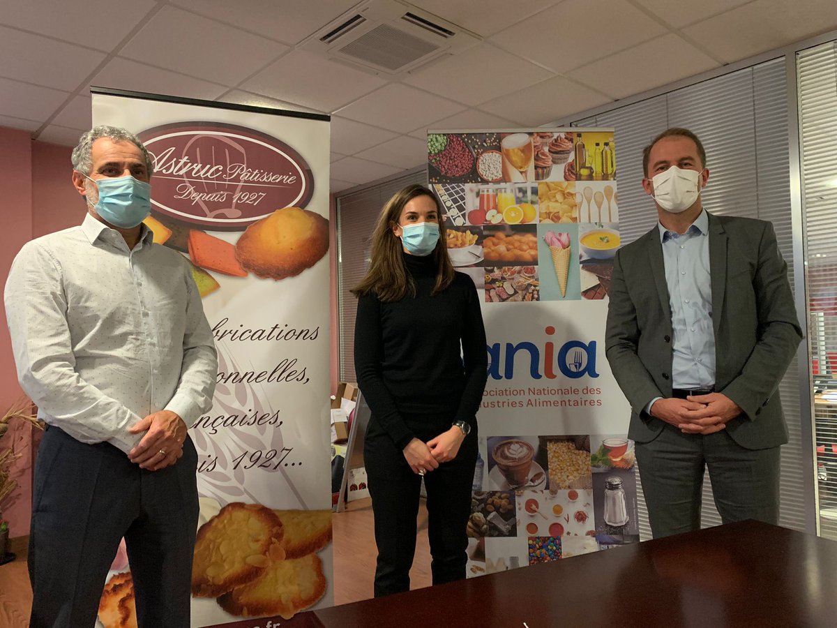 ThibautGuilluy's tweet photo. Aujourd’hui chez @BiscuitsAstruc qui s’engage dans #1jeune1solution avec le recrutement d’alternants, de jeunes en @EPIDE_Officiel et du @ReseauE2CFrance.

L’agroalimentaire est une filière qui se mobilise partout en 🇫🇷 pour la jeunesse. On continue ! 
cc @ANIA_FRANCE https://t.co/b3usr1Qhm8