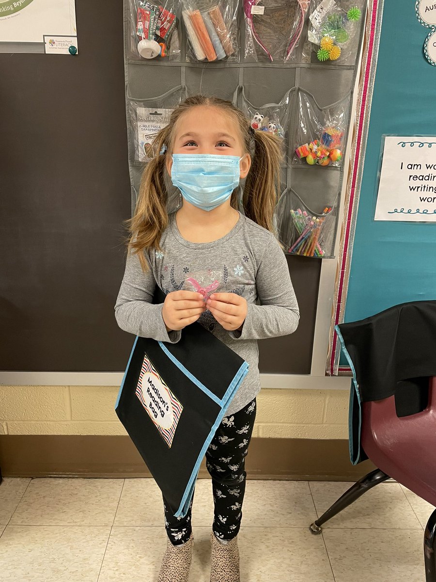 This young lady has had her eye on this pink fidget spinner for weeks, and today she completed her reading chart and earned it! She was sooo proud of herself ☺️📚