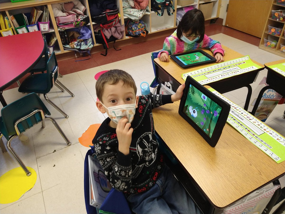 NSComputerTech's tweet image. @NSComputerTech kdg SS are starting CS (computer science) week as programmers using #code-a-piller @EWSDTech @NorthSideEW . Love hearing them say "I got it"!