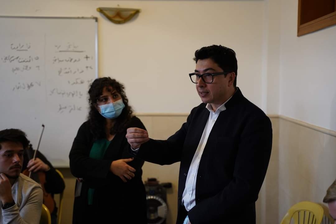 BookForumMosul's tweet photo. سررنا يوم أمس باستقبال السيد جنيد سوروش والي، رئيس القسم الثقافي في اليونسكو - العراق، وذلك في اليوم الختامي لمرحلة التدريب في مشروع سماع العراق. 
بدأت الزيارة بعرض سريع عن المشروع،تلته حفلة قصيرة قدّمها المشاركون تضمنت مقطوعات من التراث الريفي،السرياني،التركماني،الموصللي.#يونسكو https://t.co/xFImYTbiMP