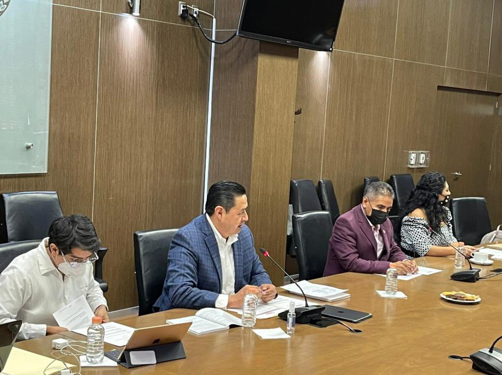 AbrahamSarone's tweet photo. Agradezco la disposición de representantes de las comunidades y pueblos afromexicanos, para realizar la mesa de diálogo con el objetivo de impulsar legislativamente su reconocimiento en la Constitución Política del Estado Libre y Soberano de México.
#TrabajandoPorTuBienestar https://t.co/VnDePP89db