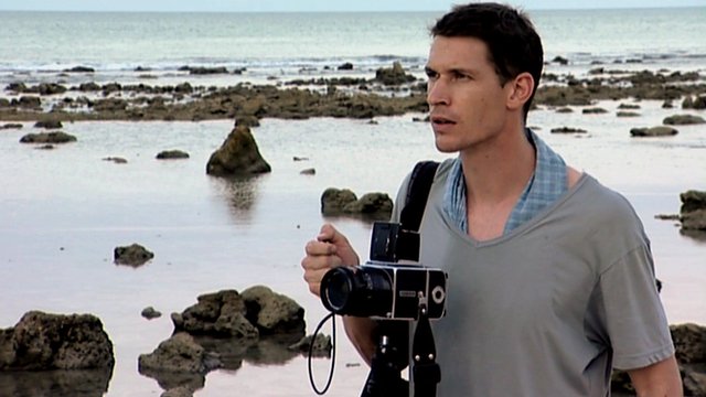 PhotogsAtWork's tweet photo. Tim Hetherington (Dec 5, 970 – April 20, 2011) #Photojournalism #TimHetherington #Photography https://t.co/lTApVfetdR