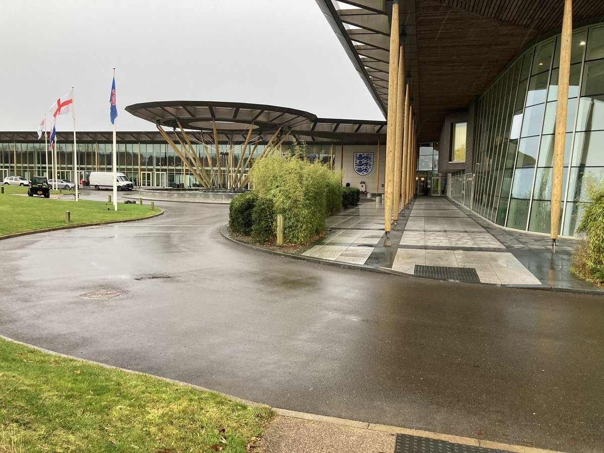 ⚽️🏀🎾A great day at AFPE national conference! Inspirational speeches and take home messages! Concluding with a great workshop by <a href="/Lee_Sullivan85/">Lee Sullivan</a> on concept education 🎾🏀⚽️#afPE21 great to see <a href="/swinster72/">Paul Swinfield</a>