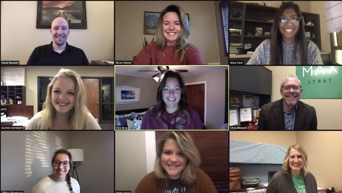 MaxwellStrat's tweet photo. Full screen, full hearts! 💚

Shouting from the rooftops, cause we are ALL back in the office (or at least over Zoom)! 🖥

What a way to start off a Monday, am I right? 😏

https://t.co/n8ox55wyrL https://t.co/5y9fFrVDIa