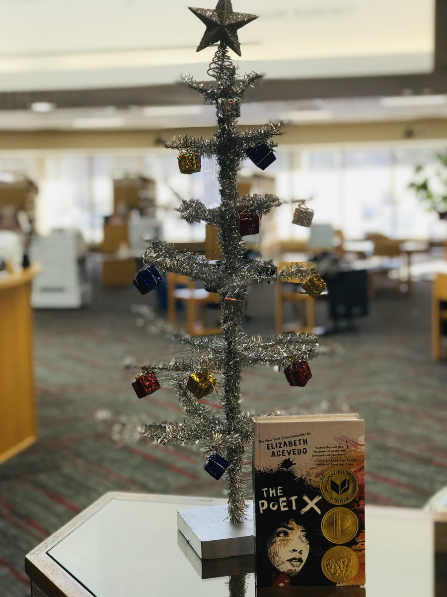 Congratulations to our winner from <a href="/plewis270/">Mrs. Trisha Smith</a>'s class. 🎉📚G.C. wins a copy of Elizabeth Acevedo's "The Poet X". #ridersread #FirstChapterFriday #novelinverse #bookgiveaway #thepoetx