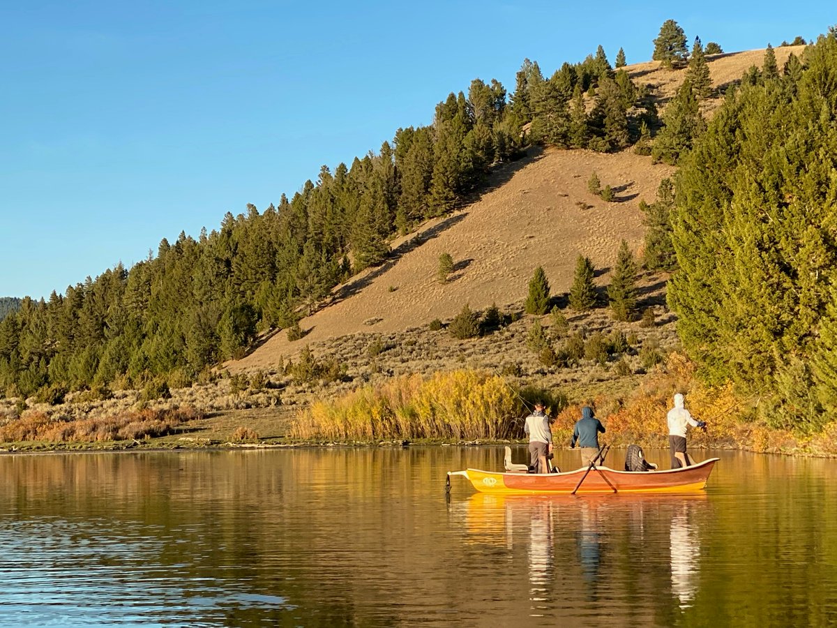msrerealty's tweet photo. Our broker @TimothyShanahan keeping it reel in Montana 🎣

He’ll tell you, fly fishing &amp; real estate have a lot in common. Takes a whole lot of patience, determination, &amp; above all - practice, practice, practice. https://t.co/n2kJju6QnU