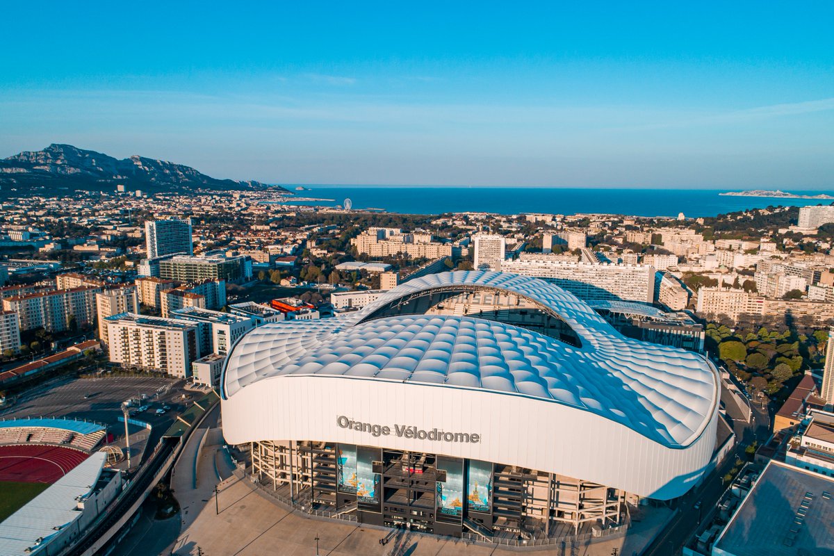 TeamOM_Officiel's tweet photo. ✦ L'OM affrontera l'ES Cannet Rocheville à l'𝐎𝐫𝐚𝐧𝐠𝐞 𝐕𝐞́𝐥𝐨𝐝𝐫𝐨𝐦𝐞 le dimanche 19 décembre à 13h45 en 32e de finale de la Coupe de France ! Le club a accepté "d'assumer certaines pertes financières liées à l'organisation du match".

RMC | #ESCROM | #TeamOM 🔵⚪️ https://t.co/pgOJTcYMqs