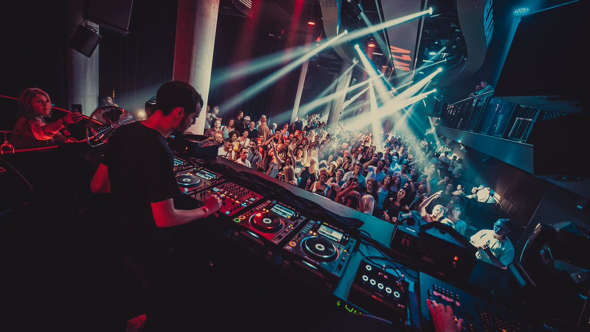 ⚠️ L'info vient de tomber, les discothèques seront fermées à partir de vendredi et pour 4 semaines ! 😔
#Castex #COVID19