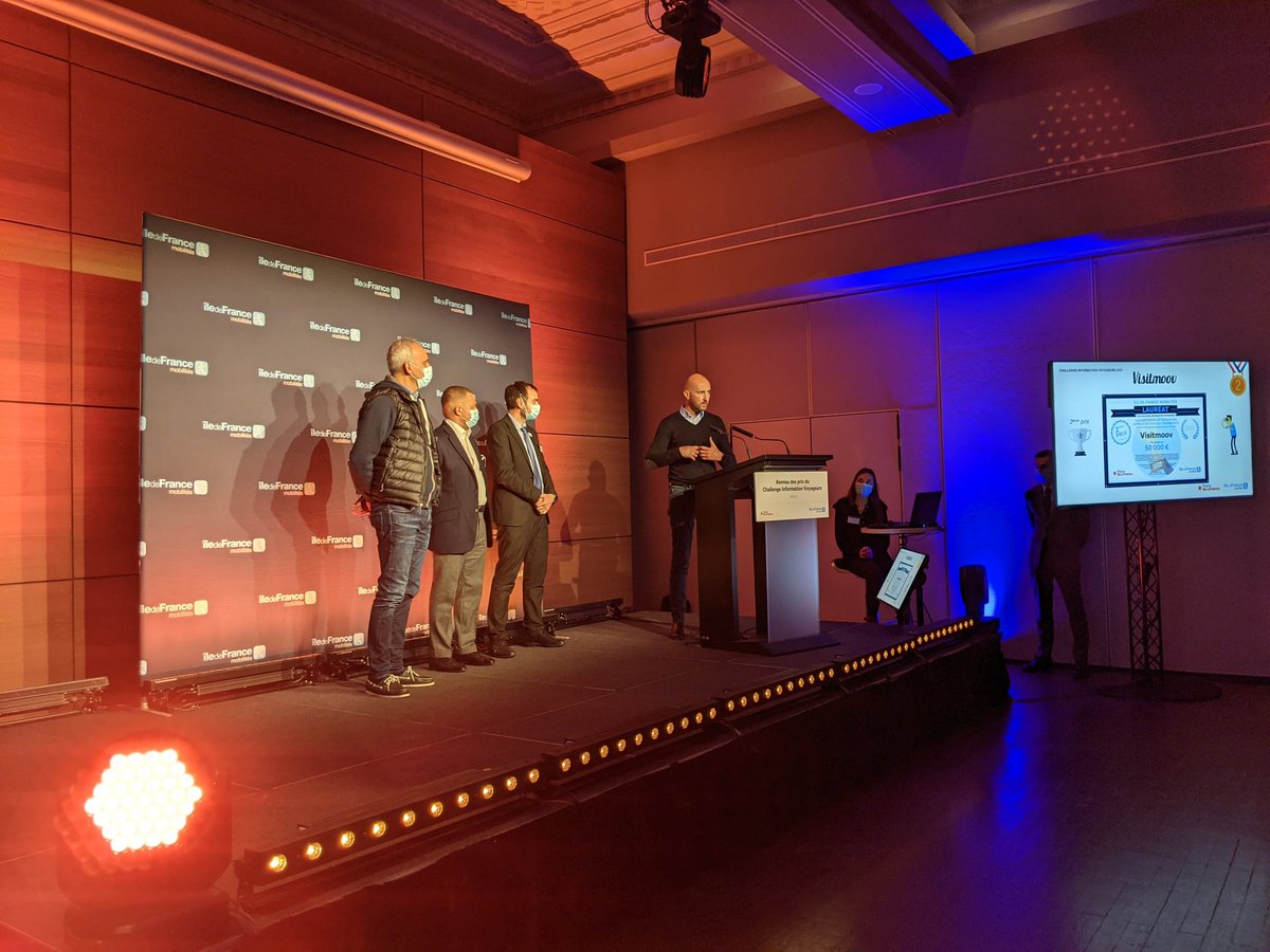IDFmobilites's tweet photo. 🥈 2nd prix - Visitmoov 🥈

👉 @Visitmoov propose une solution de calculateur d'itinéraires intermodaux touristiques et sur mesure, prenant en compte les lieux touristiques, les événements et les différents modes de déplacement, via des APIs. https://t.co/mSktdYyM5w