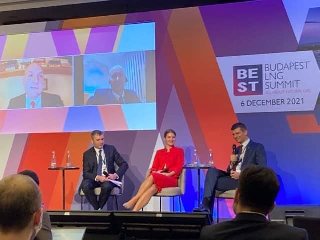 Francis Uy tweet media