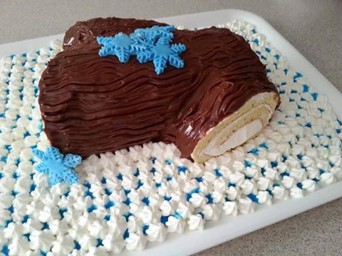 LaCucinadiGioia's tweet photo. Tronchetto Natalizio🎄🎄🎄🎄🎄🎄🎄🎄
#alessia #lacucinadigioia #ricetta #food #blogger #cakedesign #alessiacake #cakepass #cake #Natale
#tronchetto
Tronchetto Natalizio https://t.co/NaE1VhYv4S https://t.co/py5zDJJEn6