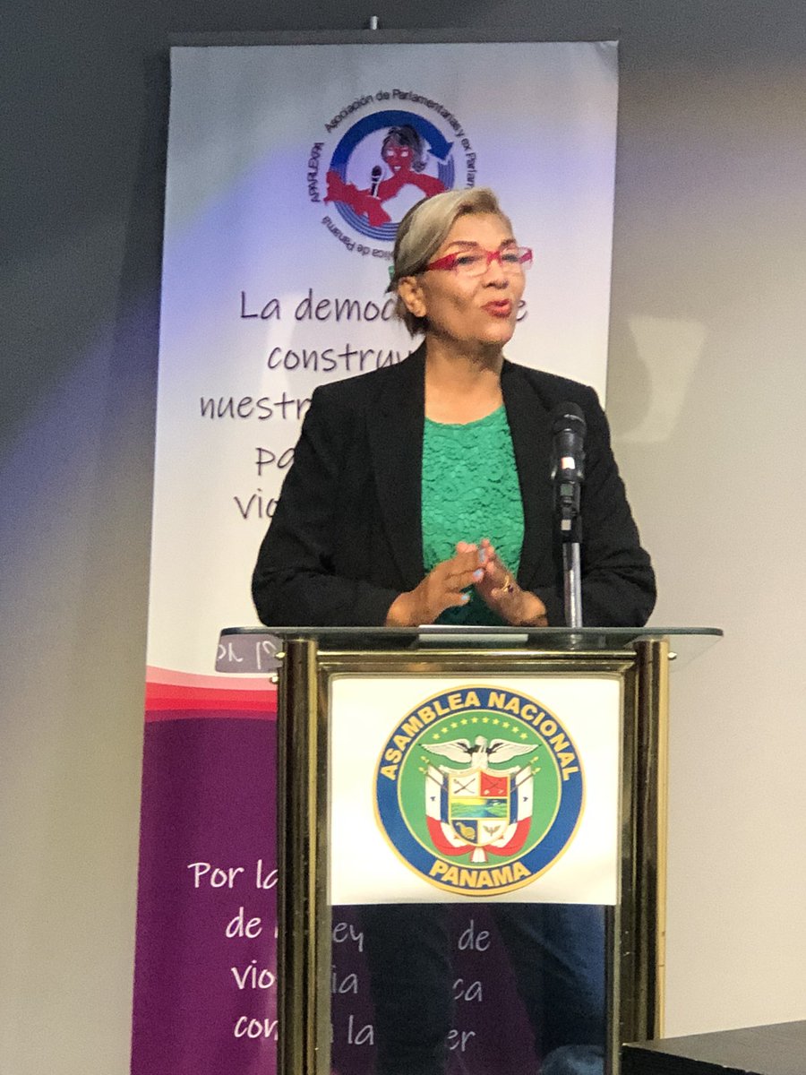 aparlexpa's tweet photo. #aparlexpa avanza VI Diplomado Internacional en Liderazgo y Estrategias Electorales p/mujeres. Acaba de culminar con el módulo del neuromarketing en el #discursopolítico Preparamos a #mujerespolíticas para la nueva oferta electoral. @MarielaVega2014 @dalia_bernal @kayraharding https://t.co/v52GVhS4ds