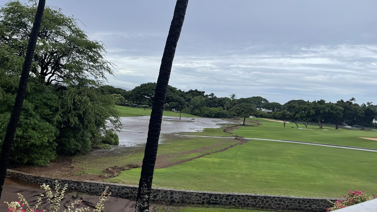 drbrichens's tweet photo. Wailea Blue course is going to need some work #Maui https://t.co/Zx4P8qH6Q1
