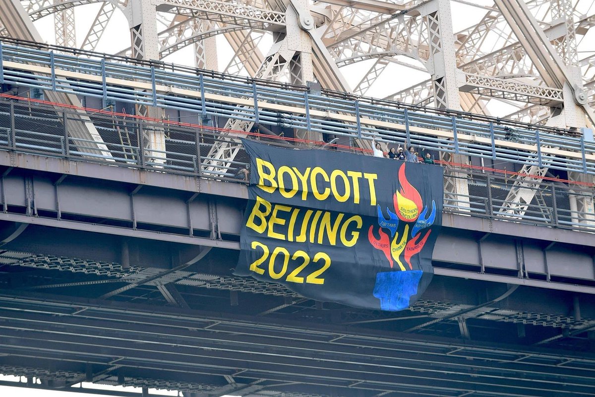 _joeysiu's tweet photo. Now that the U.S. officially announced a diplomatic boycott of 2022 Beijing Winter Olympics, time for 🇨🇦🇦🇺🇩🇪🇫🇷🇯🇵 and other countries to act too.

#NoBeijing2022 https://t.co/vVdyZFgASg