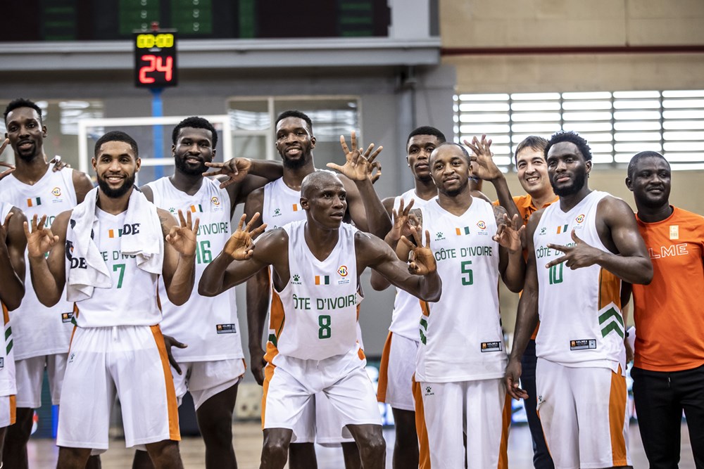 regis_thalmas's tweet photo. Si et seulement si, on investissait plus dans ce sport, la jeunesse grandirait dans un environnement plus sain.
#basketball https://t.co/JLx7KEPaSp