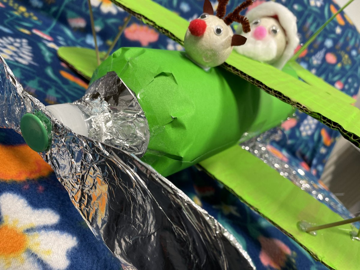 nbhsCARE's tweet photo. What a stunning Earhart tree topper entry! Which House Tree is going to win this year! CARE๐ค๐๐๐๐#treetoppers #housecompetition #christmas2021 https://t.co/rAw8aGkG5n