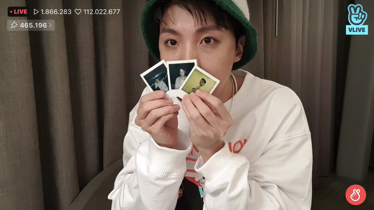 ZER0XBLACK's tweet photo. 호비 폴라로이드~ https://t.co/sbS8HILDp8