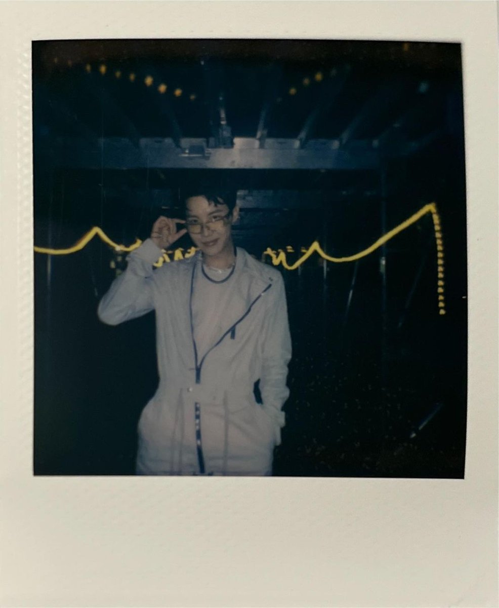 ZER0XBLACK's tweet photo. 호비 폴라로이드~ https://t.co/sbS8HILDp8