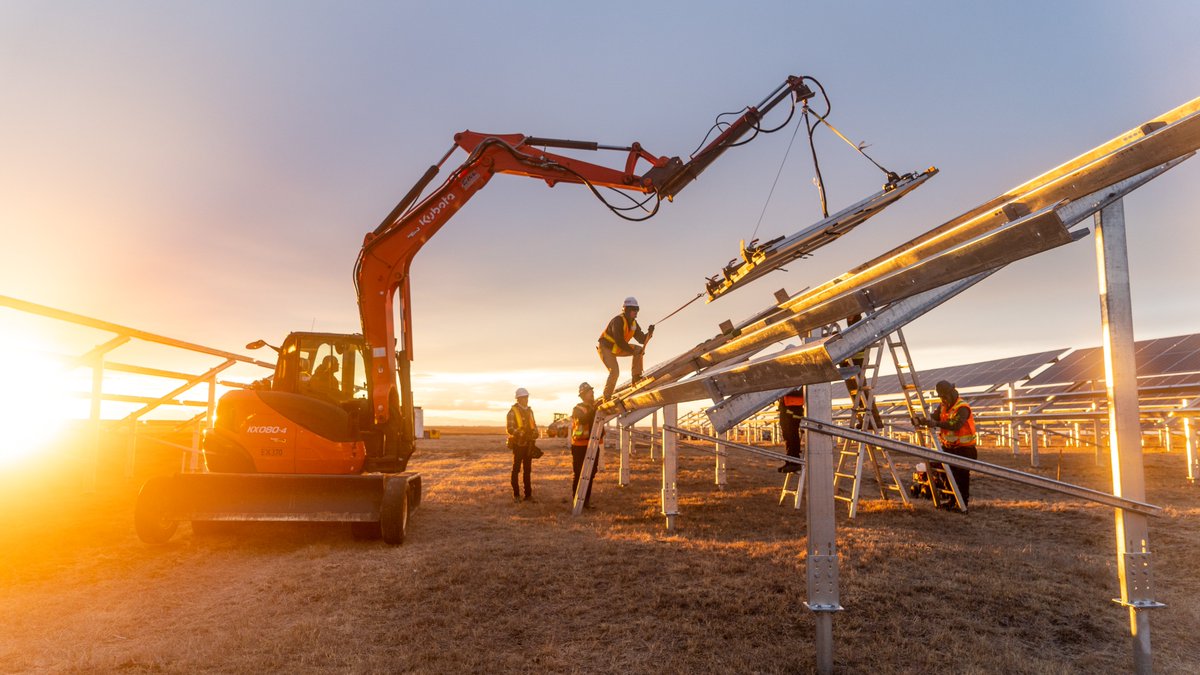 CBI_Solar's tweet photo. Our Advanced Module Installation System is
the safest, most-efficient, and strain-relieving
methodology for picking and placing solar panels
available.
#alberta #renewables #solarpower #innovation #SOLAR #solaralberta #gridtie #greenenergy #canada #progress https://t.co/4XDbULSE3H