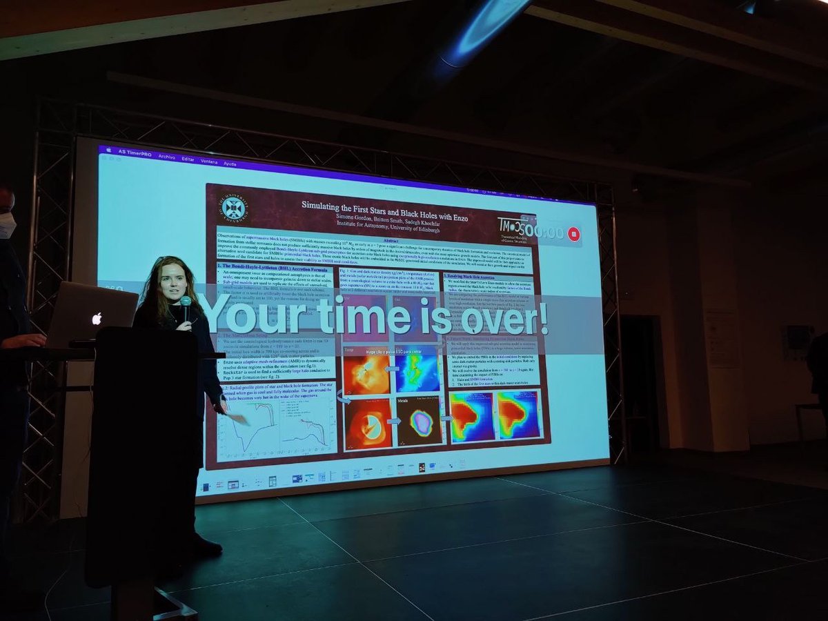 Flash poster sessions during this year's winter school! Students had one minute time (sharp) to explain their research. 
 #WSCtonale #cosmology  #astronomy