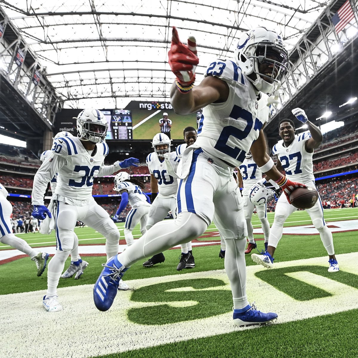 The NFL's second-highest <a href="/PFF/">PFF</a> grade Sunday:

Kenny Moore II – 95.3

#ProBowlVote x <a href="/KennyKennyMoe3/">Kenny Moore II</a>