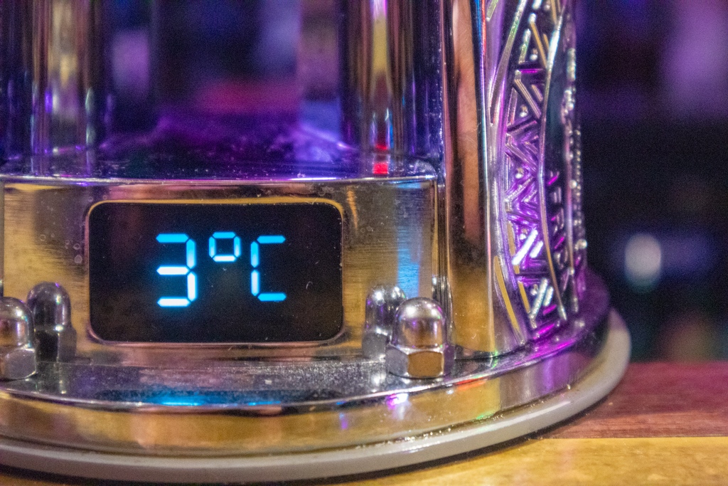 is this the temprature of our beer or outside?? brrr 
#PlayAtPins #PreAtPins #Bowling #Cocktails #Cardiff #SouthWales #EscapeRooms #Karaoke