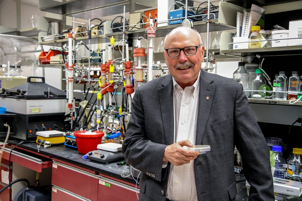 vtbiochem's tweet photo. Dennis Dean, University Distinguished Professor of biochemistry and founding director of the @FralinLifeSci, was recently elected as the newest member of the Virginia Academy of Science, Engineering, and Medicine. Congrats!🥳👏
@VTCals 
Read more here:
https://t.co/1My9jmZtfk https://t.co/HcKoiCvgr4