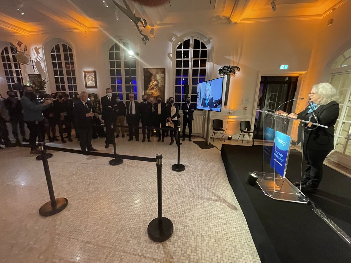 satellifax's tweet photo. Soirée « Le 3e acte de l’Hadopi » @museecarnavalet. Discours de la présidente par intérim de l’Hadopi, Monique Zerbib https://t.co/fIfBGTKcJM