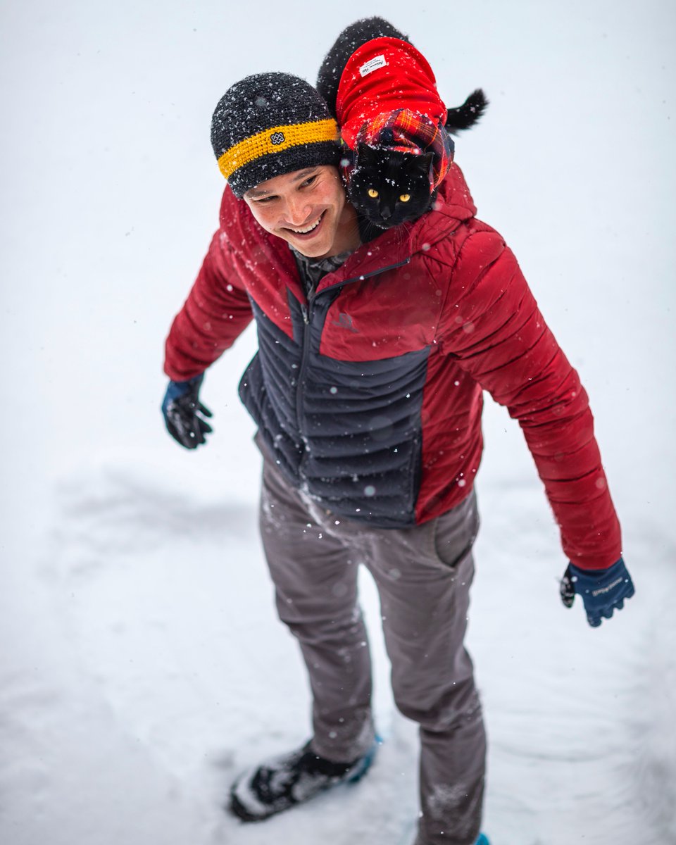 Take out your coats cause winter might be coming... FINALLY! If you're from the West Coast, your probably just as weirded out by the warmth as I am. Who from the WC misses wearing their coats?