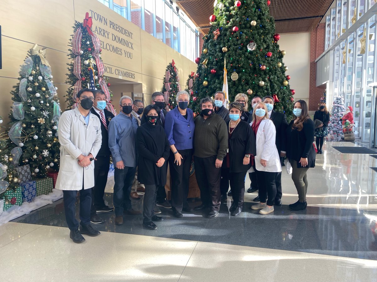 Today, thanks to the efforts of <a href="/CookCtyHealth/">Cook County Health</a>, <a href="/CookCoHealth/">Cook County Department of Public Health</a>, our municipal partners, and community partners like <a href="/IllinoisUnidos/">Illinois Unidos</a>, we can officially say that <a href="/TownofCicero/">Town of Cicero</a> and <a href="/CityofBerwyn/">City of Berwyn</a> have both surpassed 70% vaccination rates throughout their communities.