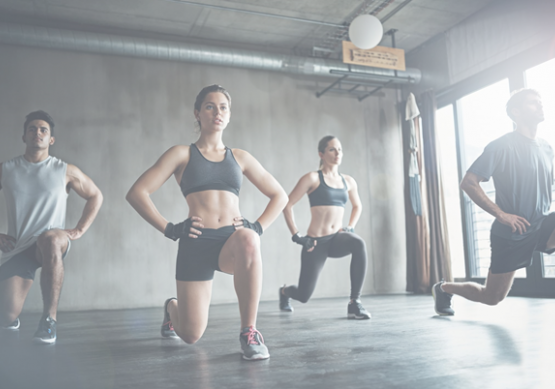 MovePhysioTwick's tweet photo. Want to become fitter and stronger in the new year?💪🏃‍♀️? ....Or perhaps you can’t quite fit into your pre-lockdown jeans? 👖

Whatever your motivation, our group personal training classes are the answer for you!

Book now @ https://t.co/pJUja6CurH https://t.co/NRSgXLd9Lk