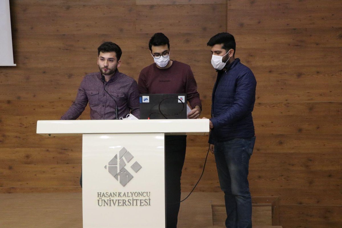hkudynamic's tweet photo. Merhabalar ⚡️
Game Jam Etkinliğimiz de Dynamic Rov takımımız da vardı.48 saat boyunca yarışarak güzel bir başarı elde ettiler.Her alanda ne kadar iddialı olduklarını fotoğraflardan görebilirsiniz.Takımımızı tebrik ediyoruz🥳 https://t.co/a9nW2RDuP8