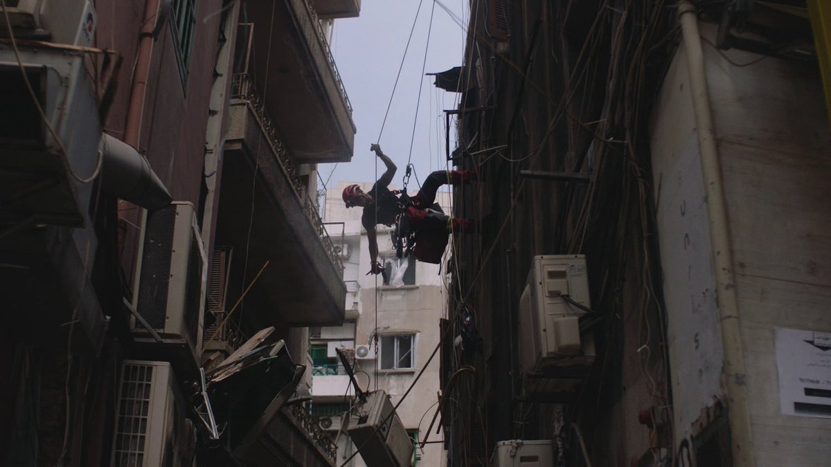 Stillness and rebirth make for a thoughtful testimony to the aftermath of the powerful #Beirut explosion.

'Octopus' (dir. #KarimKassem) is the winner of the @idfa  Envision Competition

REVIEW -> bit.ly/MTReview_Octop…

#mtr #mtreview #documentaryfilm