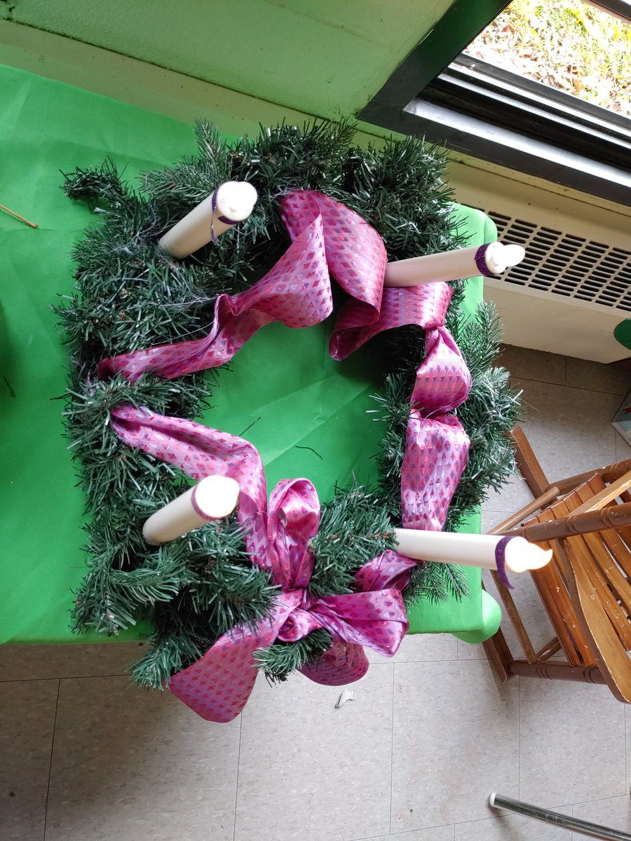 mrs_fdk's tweet photo. Celebrating the second week of advent https://t.co/pfoEp1fVVC