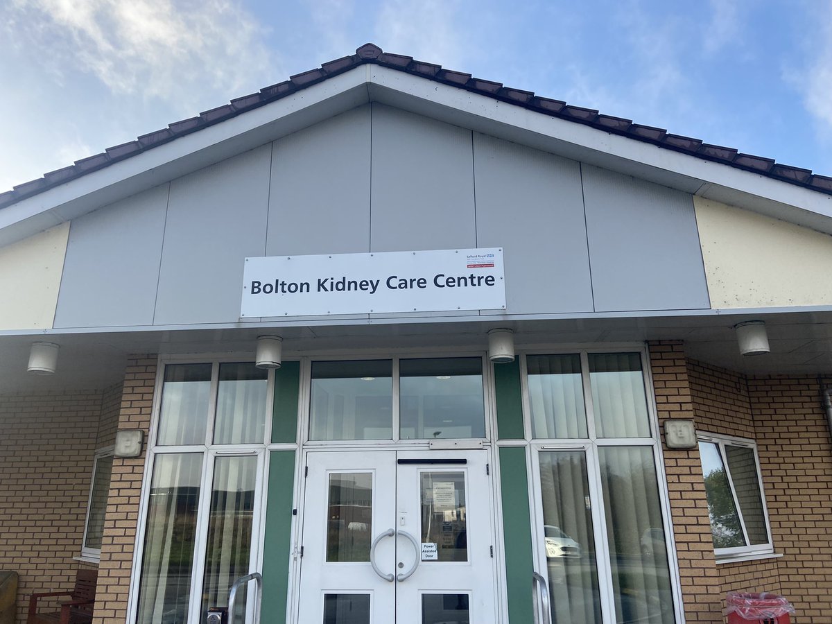 Thanks to the superstars from Salford vaccine hub - Alex &amp; Chris for going on the road today to give #covidvaccineboosters to the Monday dialysis patients. <a href="/NCAlliance_NHS/">Northern Care Alliance NHS Foundation Trust (NCA)</a> vaccine team doing what it takes to protect our priority patients. #nooneleftbehind.