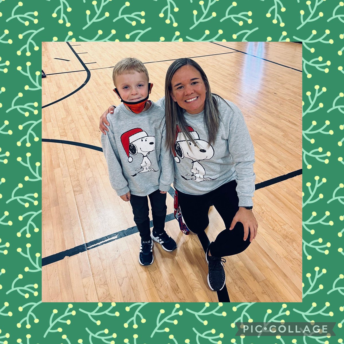 I love accidentally twinning with my Texans #snoopyismyfavorite