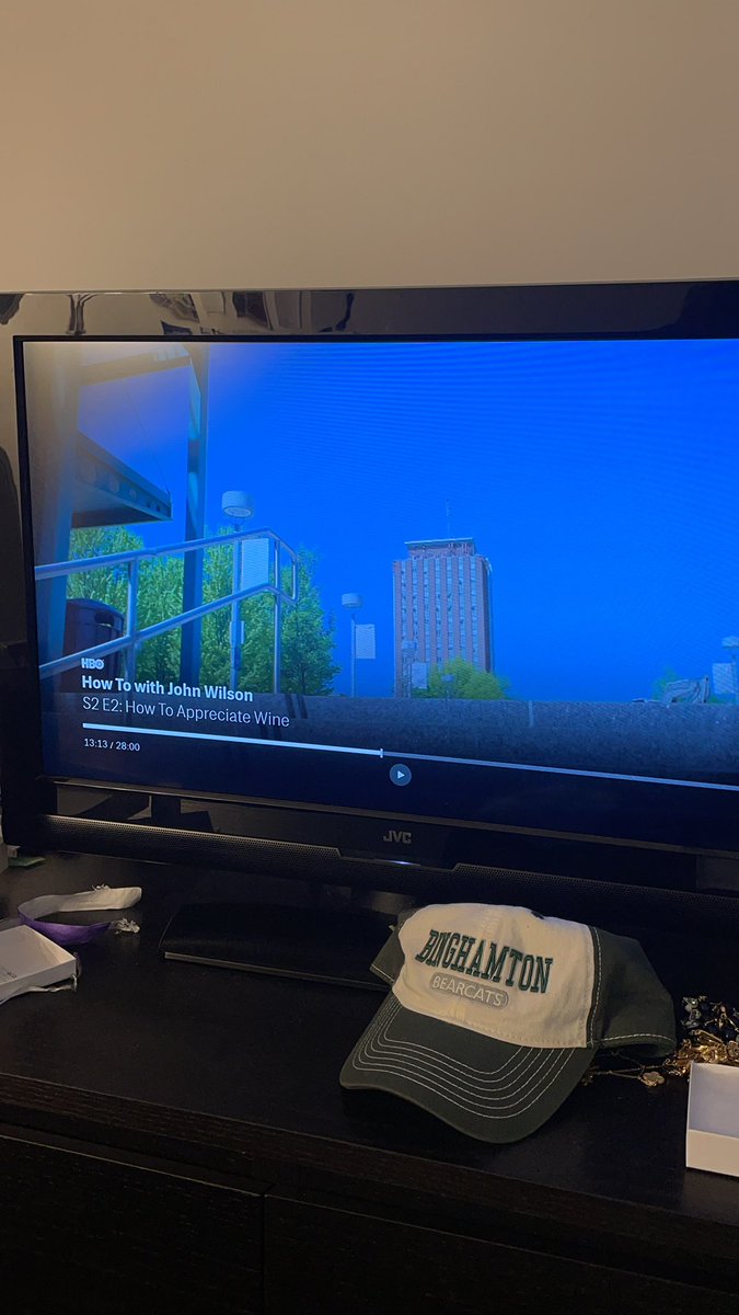 jeresol's tweet photo. Have never been a prouder alumni @howtojohnwilson @binghamtonu https://t.co/AhMSsyNtgr