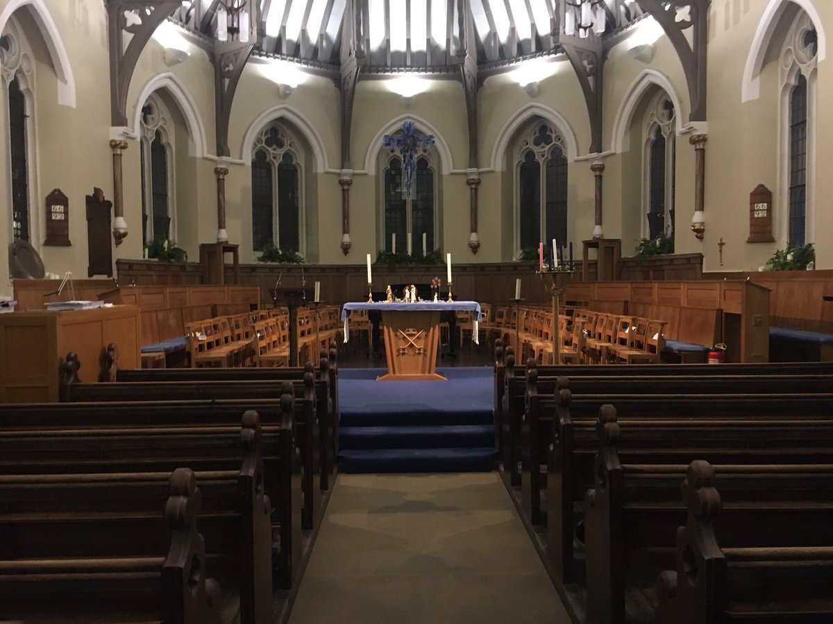 BassPMK's tweet photo. Lovely Advent Carol Service tonight with @STP8_13Music @stpchaplain. Many thanks to all the singers and readers and to staff and families for their support. https://t.co/jJdgp9Ac6a