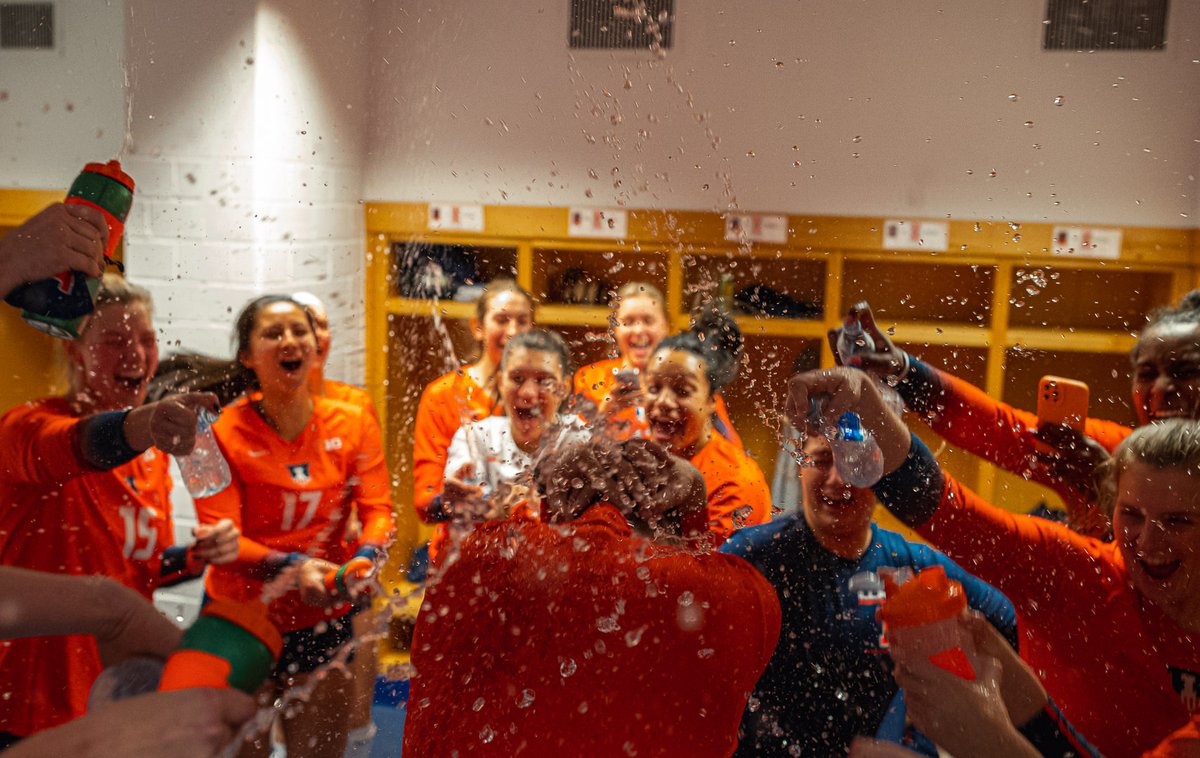 MHM Properties UIUC (@mhm_properties) on Twitter photo #RT <a href="/Illinois_Alma/">University of Illinois</a>: Oh so sweet 🔥🏐
Congratulations to <a href="/IlliniVBall/">Illinois Volleyball</a>, who are headed to the Sweet 16 in the NCAA tournament, and to Coach Tamas for his 100th win as head coach! #RT <a href="/Illinois_Alma/">University of Illinois</a>: Oh so sweet 🔥🏐
Congratulations to <a href="/IlliniVBall/">Illinois Volleyball</a>, who are headed to the Sweet 16 in the NCAA tournament, and to Coach Tamas for his 100th win as head coach!