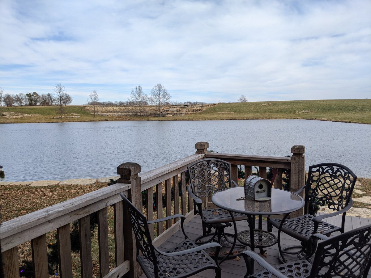 christi_bowman's tweet photo. Thankful for a principal who thinks outside of the box.  PD day was here today.  Great setting for listening to each other present our pd plans. Thankful for a supportive team who offers encouragement and support to each other.  @CCMSTigers https://t.co/a2FDrx2SFJ