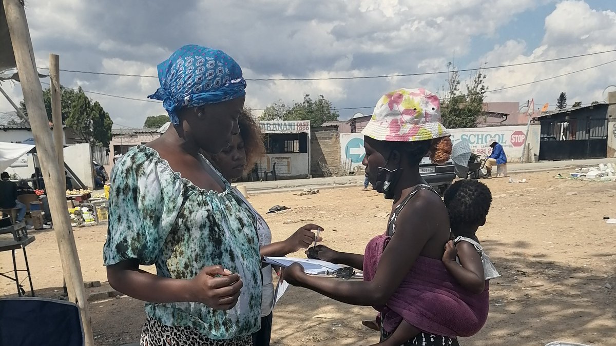 LvA_SouthAfrica's tweet image. LvA conducted an outreach in Diepsloot to raise awareness about LvA’s support services and create a safe environment to speak about GBV. As LvA has consistently conducted outreach initiatives in that area, two community members were already waiting for assistance.
#LvAinAction
