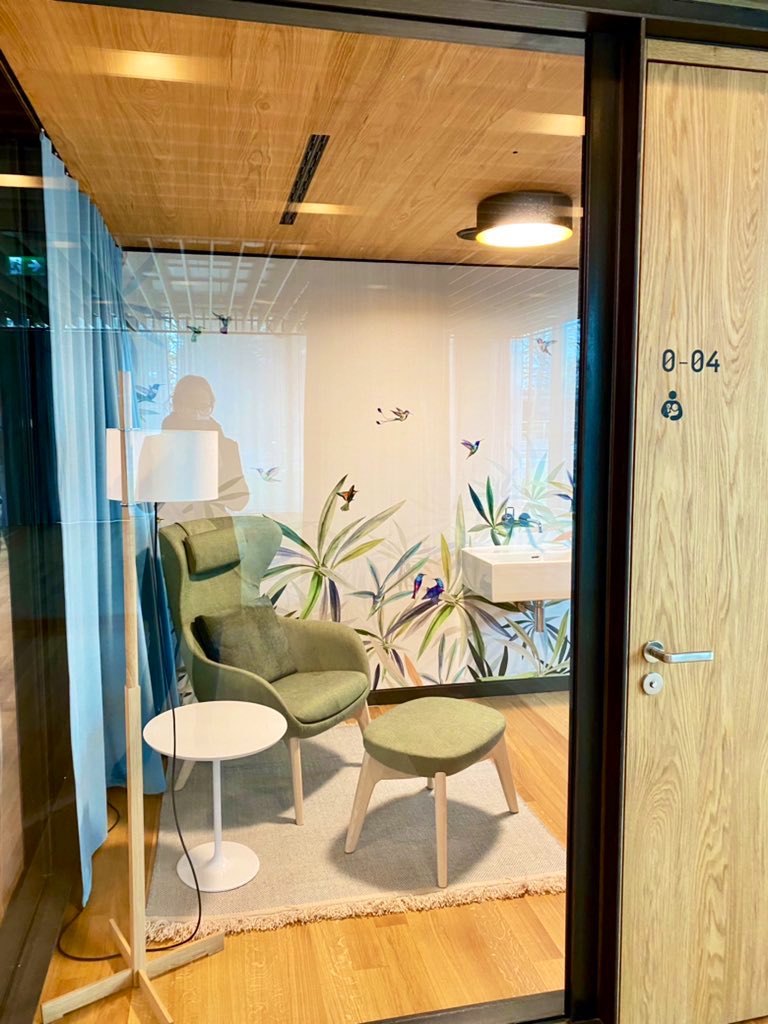 dav_masa's tweet photo. Breastfeeding and relaxing room for working mums (and dads) in @SwissTPH headquarters “Belo Horizonte” 🤱🏼🍼👏🏼
#swisstph #academia #workingmum #workingmums #workingparents #breastfeeding #support #family
@UniBasel_en @parkbaselarea https://t.co/NHYDimSmwL