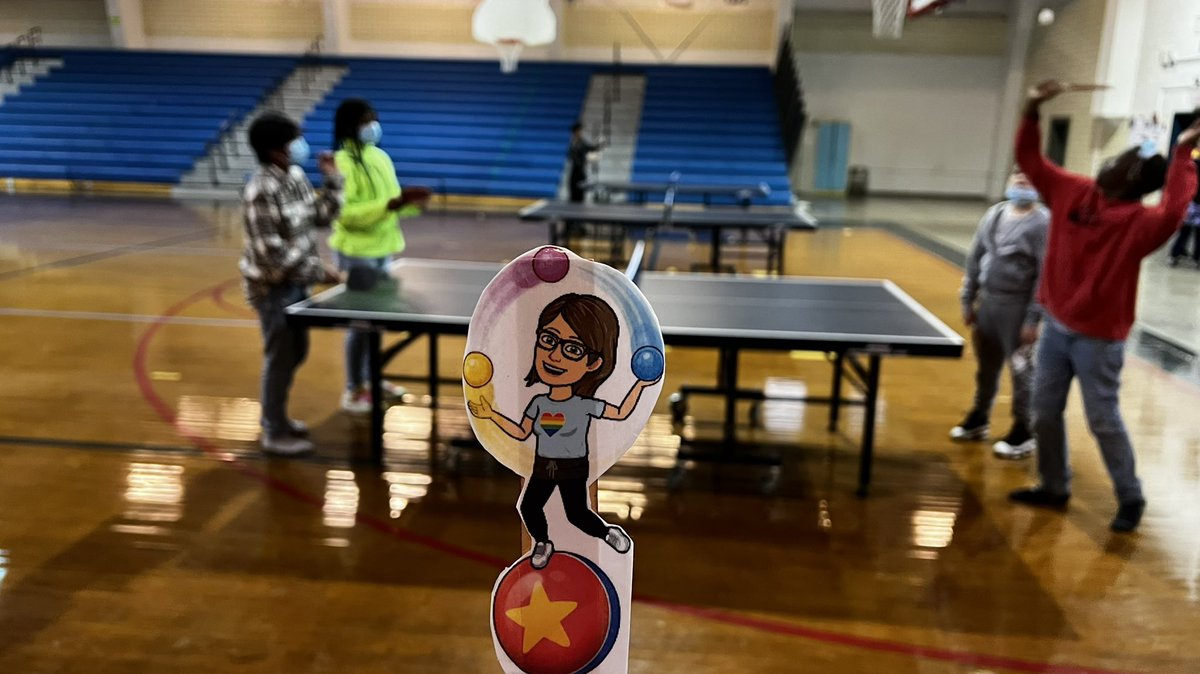 meme3rat's tweet photo. At @TJPatriots, Mr. Lawrence doesn’t teach #physed—he teaches the #wideworldofsports! Today #FlatMeMe played table tennis with his 6th graders! #JCPSHPE https://t.co/gbcG71ZZel
