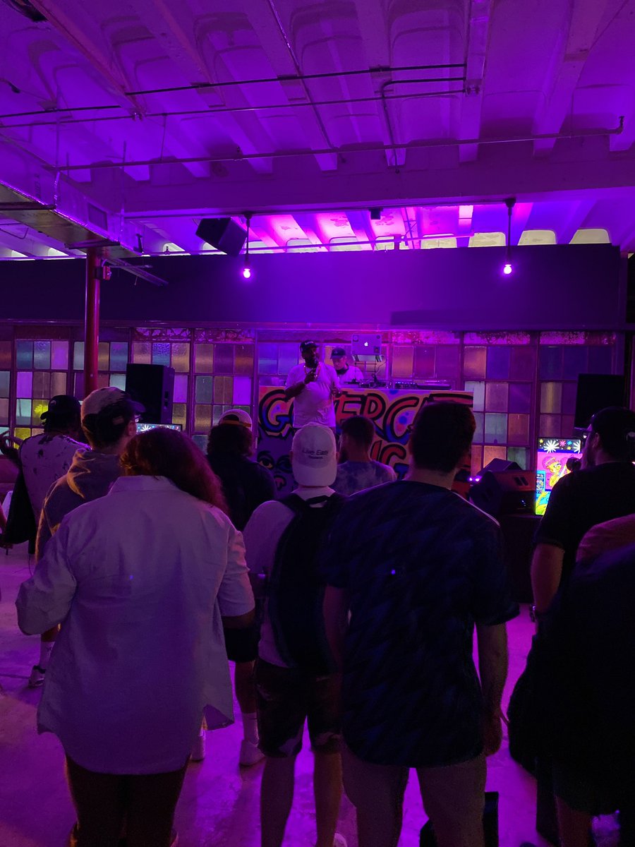 ClamzEth's tweet photo. Was truly an honor and pleasure to meet every single one of you @GutterCatGang’s #gutteroutpost this weekend. Had a blast and reaffirmed my belief NFT communities being built rn are not going anywhere. Shoutout @gutterikarlee, @guttervikkita, and the whole gang, you kicked ass🔥 https://t.co/nrUOSI11BQ