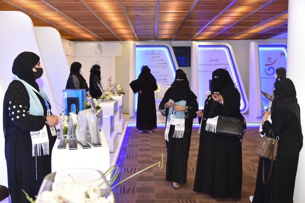 ppwd_sa's tweet photo. جانب من الحضور في (#محطات_العمل) 
 المصاحب لـ #ملتقى_البرامج_التأهيلية والخدمات المساندة ٢٠٢١ 

وهي محطات لتثقيف الأسر و الزوار بالحقوق و الخدمات المقدمة  للأشخاص ذوي الإعاقة https://t.co/p2MxAFNSQH