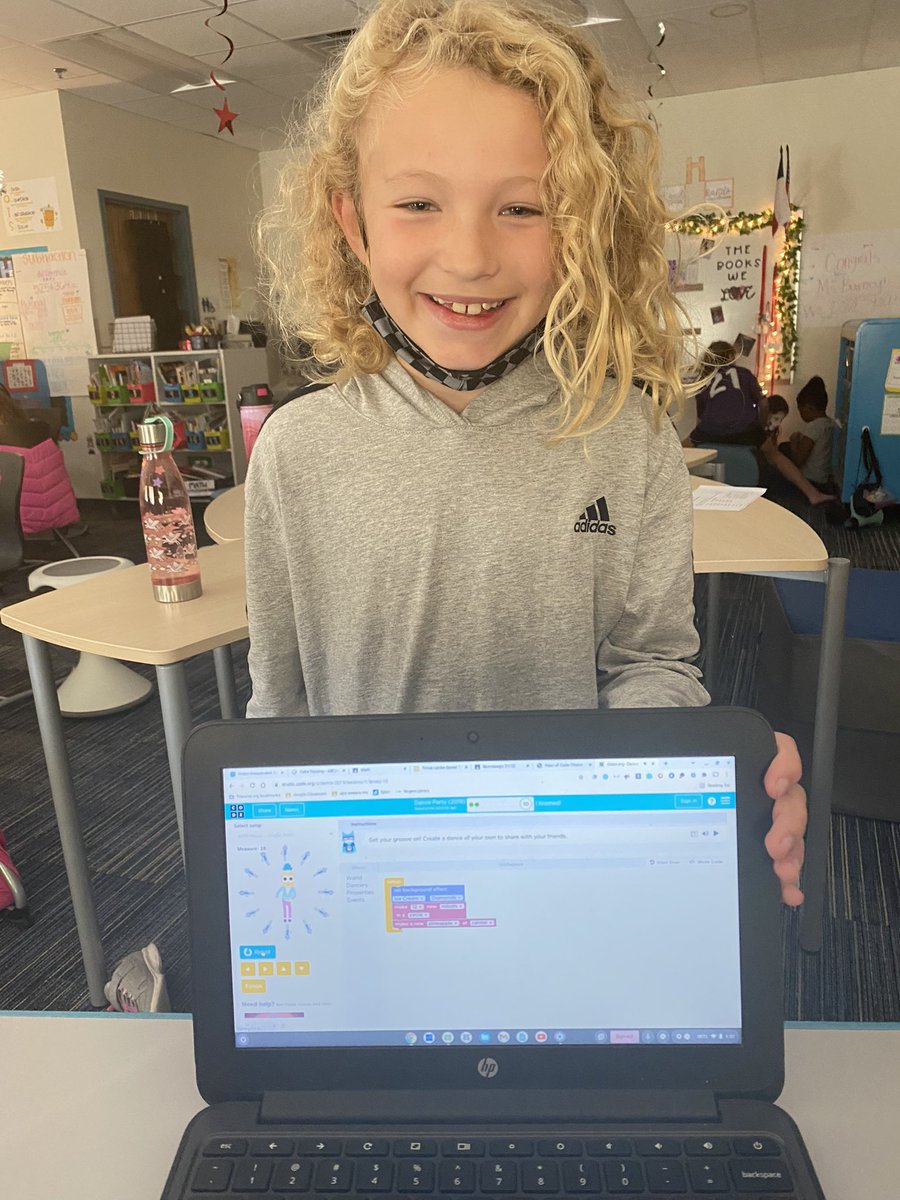 Andrea Manos tweet media