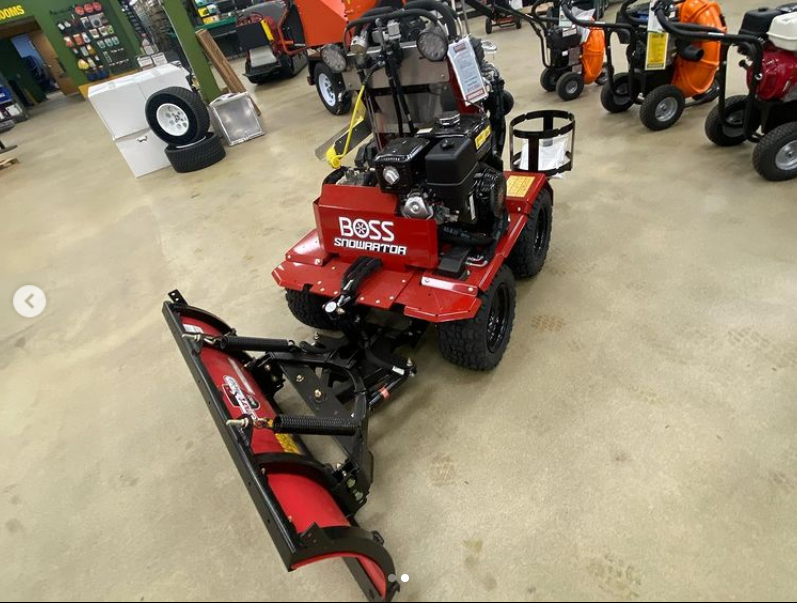 Weingartz's tweet photo. #Repost
Has anyone used the Snowrator for drive ways? #snow #snowrator #snowremovallife #snowequipment #snowplowinglife #snow #winter #smallbusiness #snowcontractor #weingartz #bossplow
📷: @masonpropertymanagement https://t.co/x5IP8PHmsA